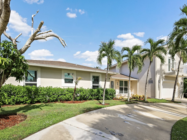 Canal Front 4 Bedroom Vacation Home Sleeps 10 Marco Island